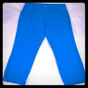 Bright Blue Jegging Capris